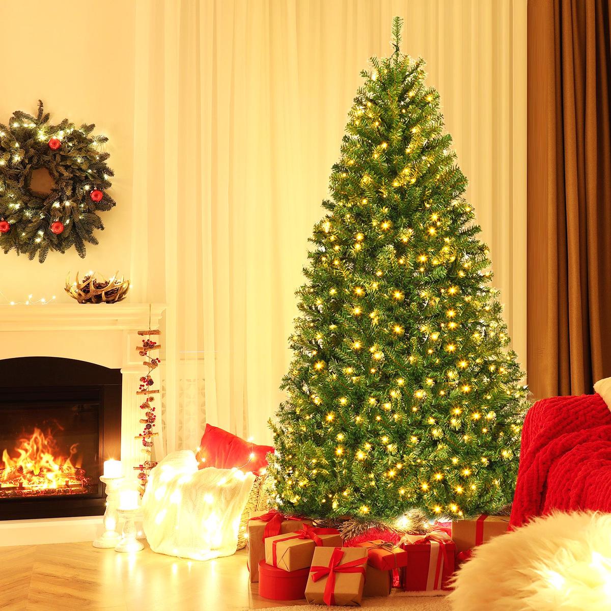 - 6  Artificial Premium Hinged Christmas Tree-6 ft
