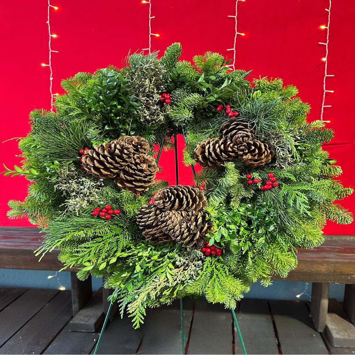 12 Evergreen Bounty Wreath (Xmas)