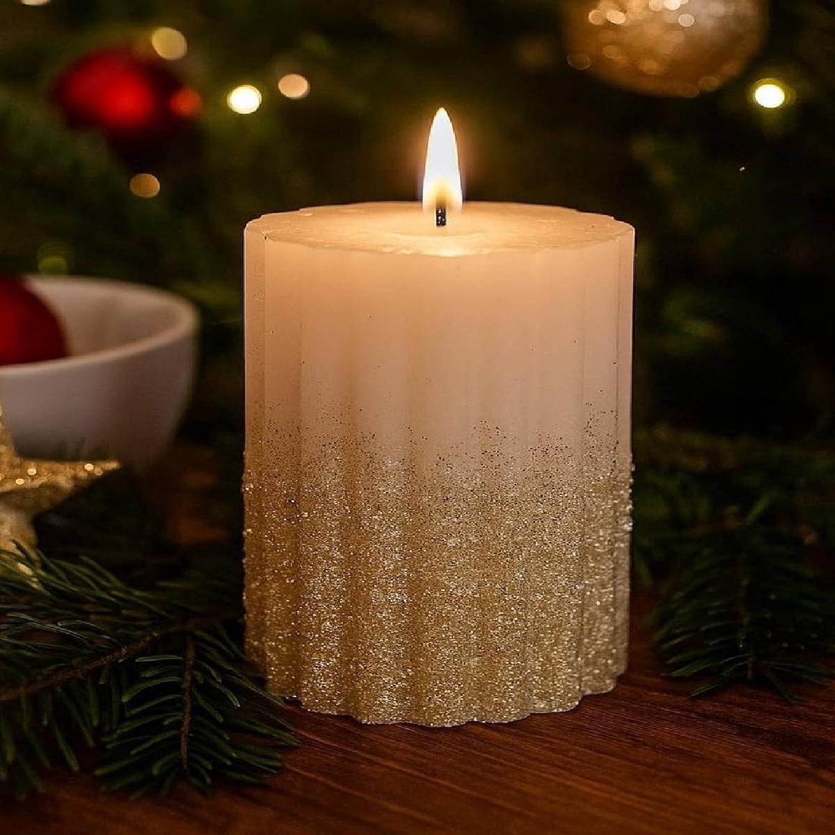 10cm White Glitter Paraffin Christmas Candle