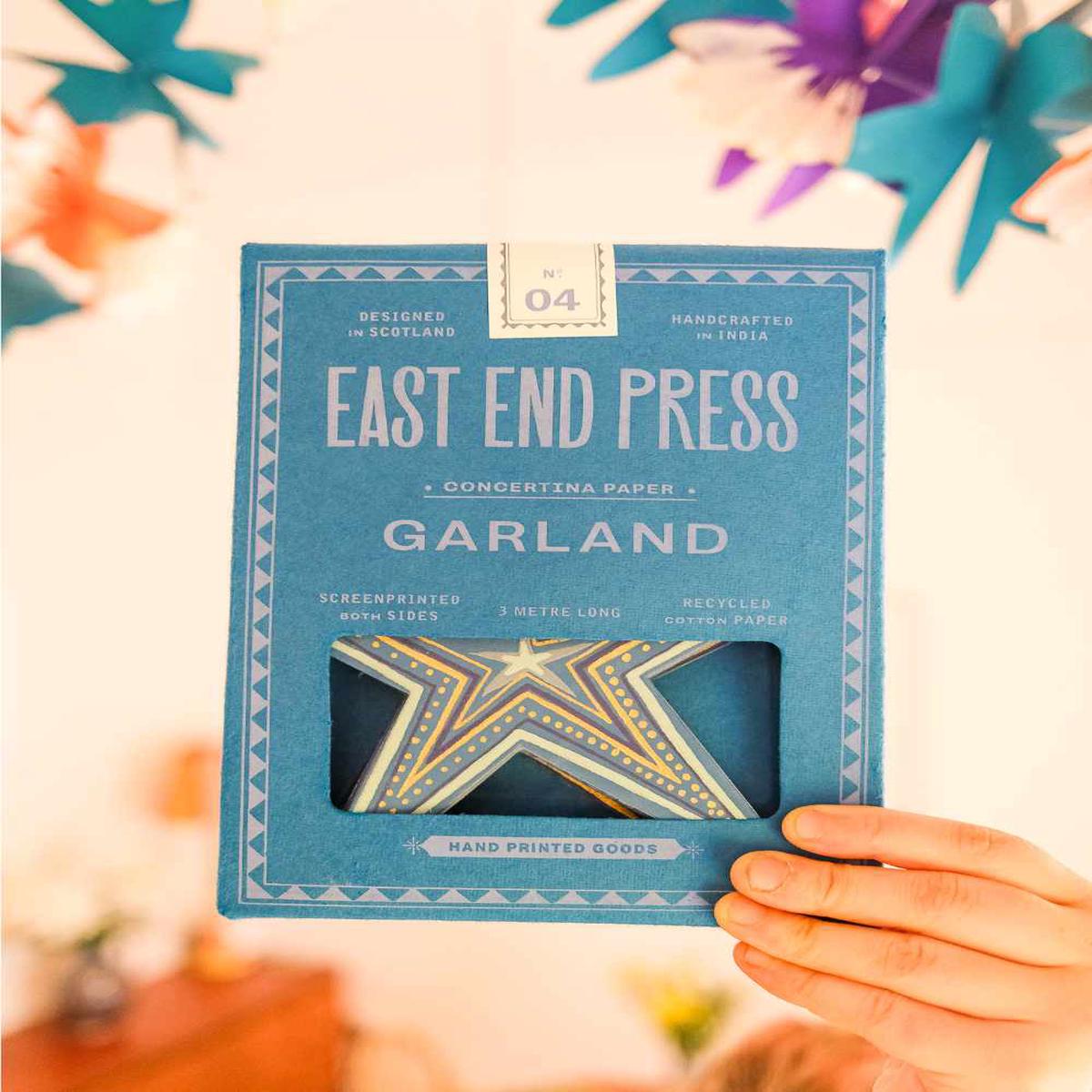 Star Concertina Garland, Stars Design 04, East End Press