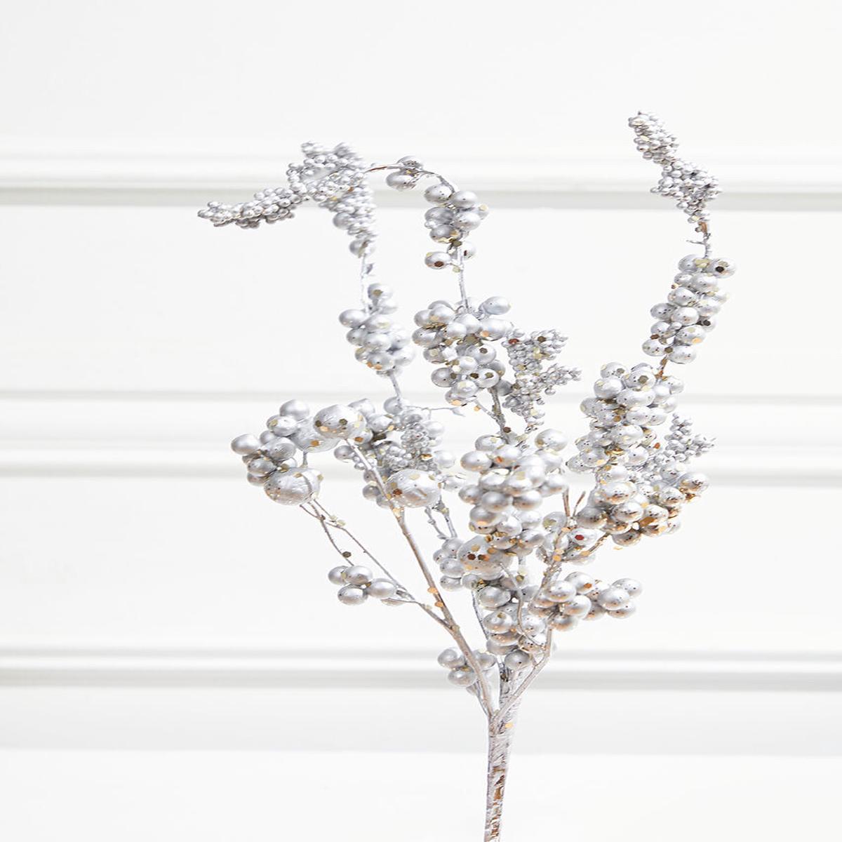 18 Inch Silver Platinum Dew Berry Christmas Spray