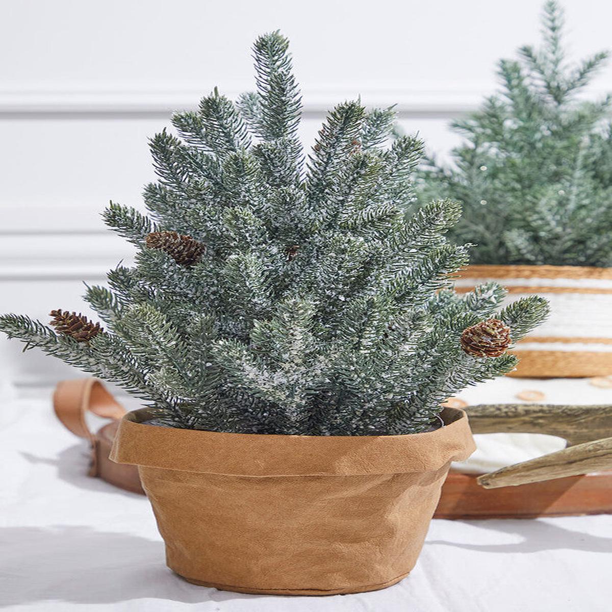 18 Inchi Plastic Tree in Basket Rustic Christmas Tabletop Holiday Decor