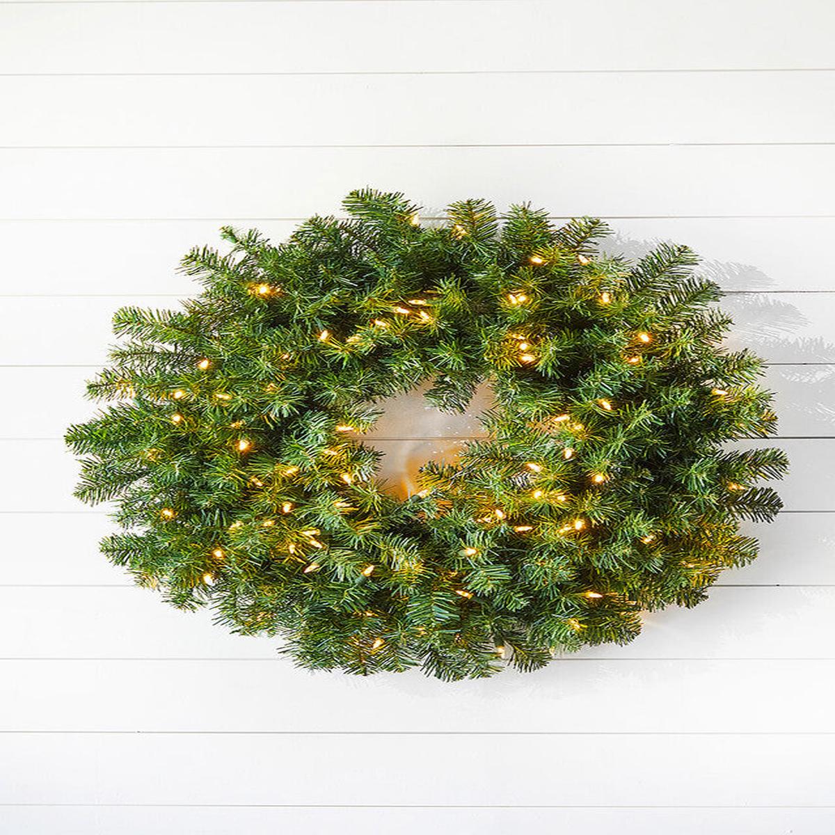 30 inch Norway Pine LED Christmas Wreath