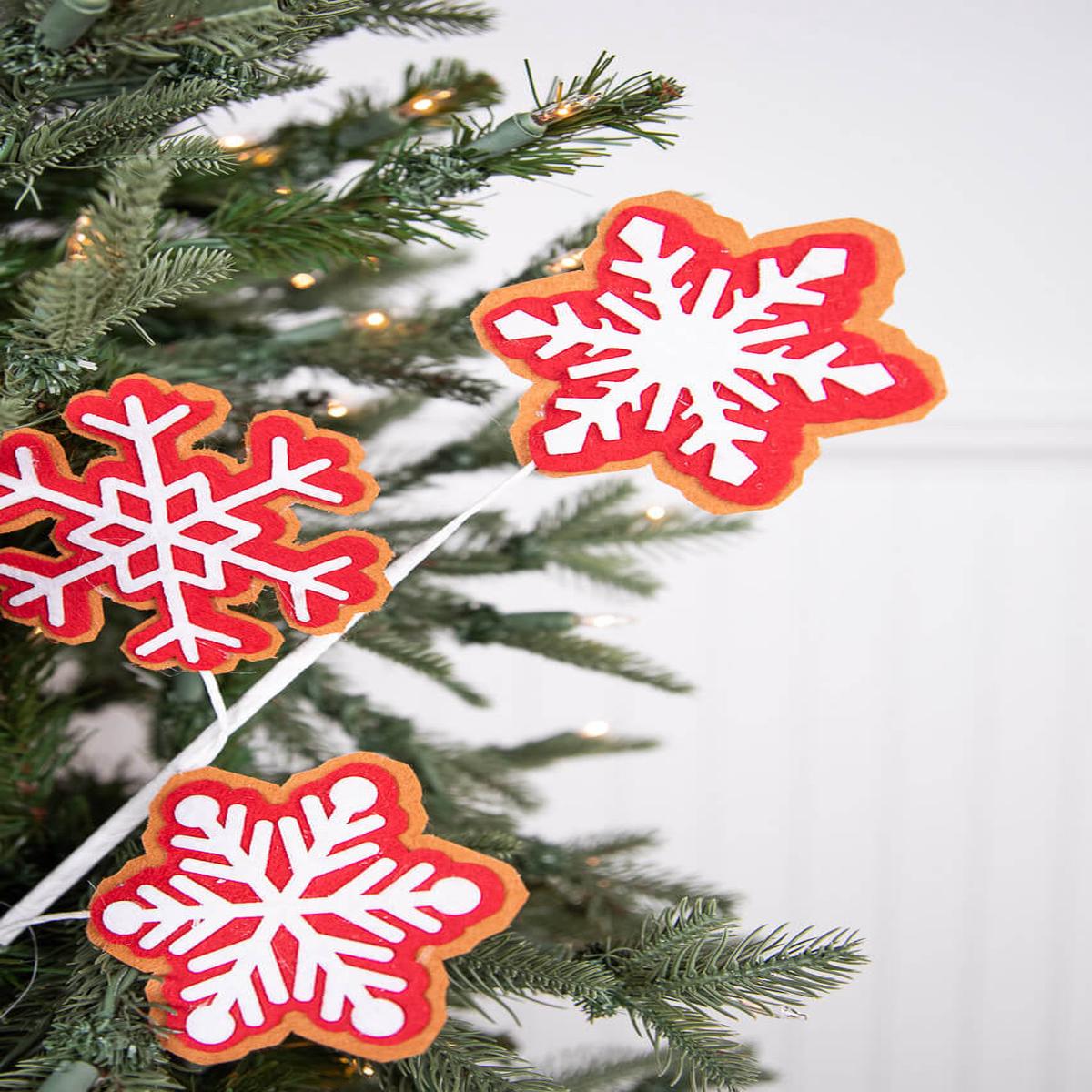 Red White Snowflake Spray 23 Inch Christmas Tree Decoration