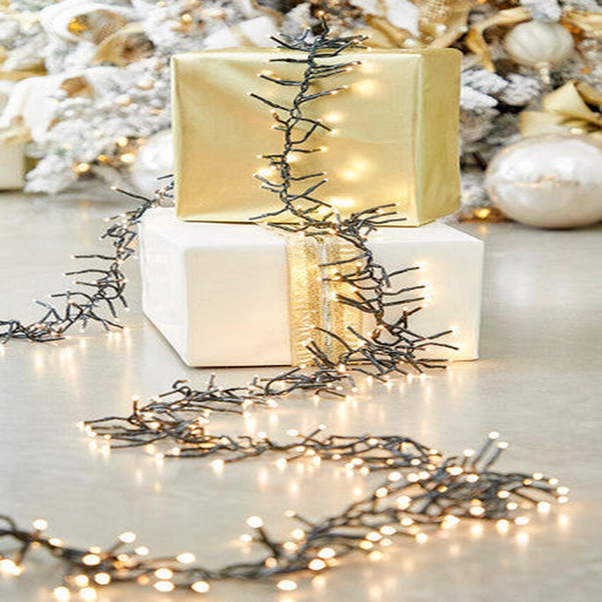 12.5' Warm White Cluster LED Twinkle Lights (Green Cord)