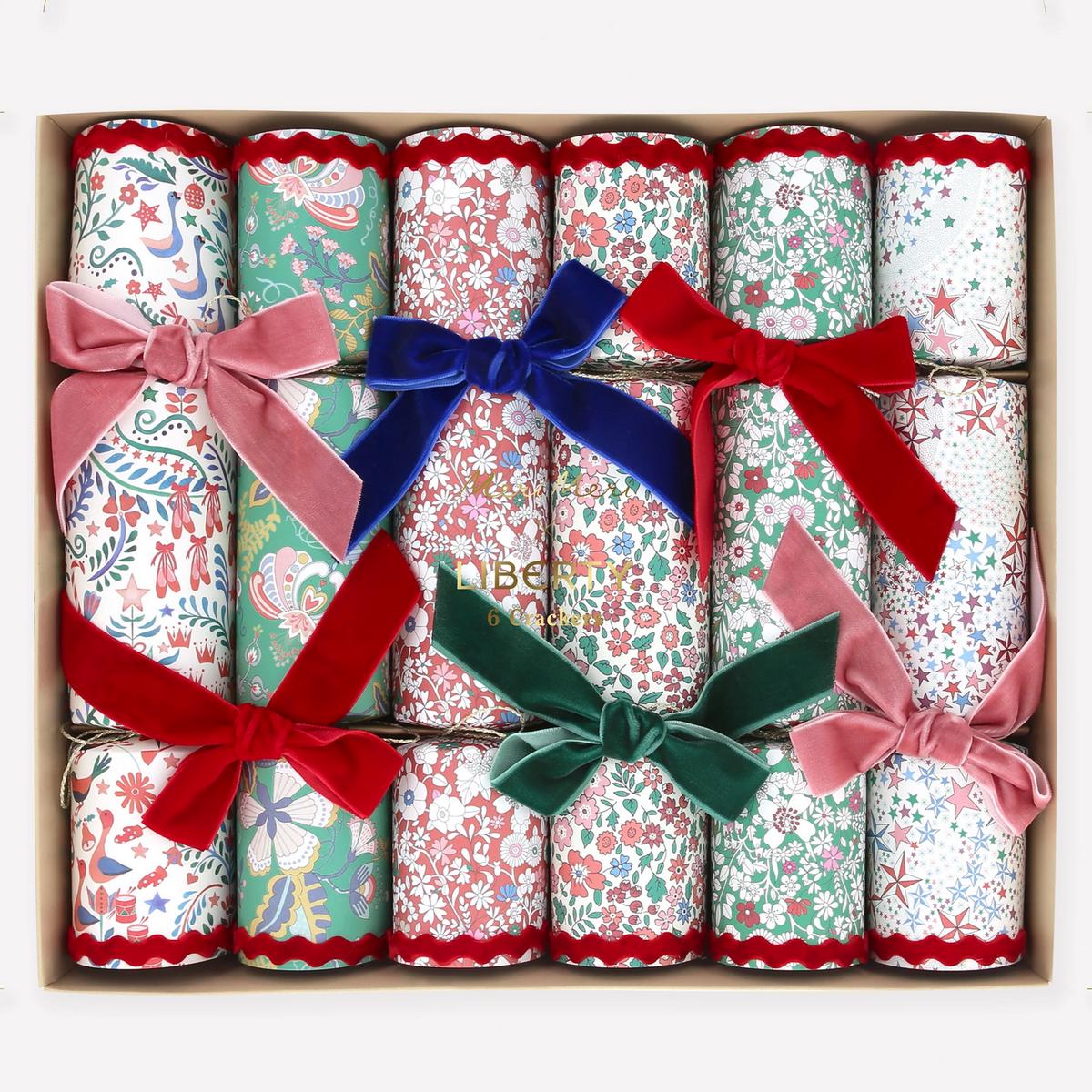 Meri Meri x Liberty Velvet Bow Crackers