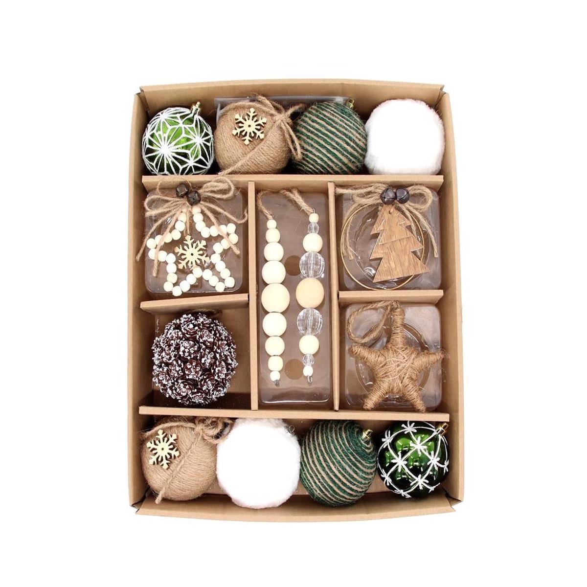Celebrations C-23072 B Winter Woodland Ornaments Plastic