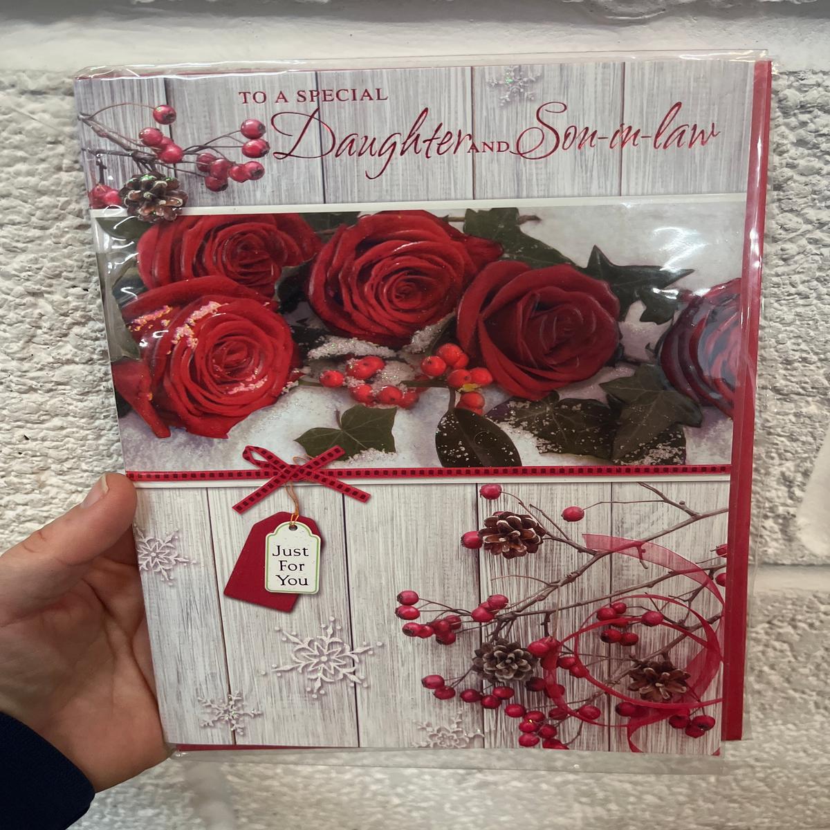 9x6 Christmas Card - Daughter & Son in law - Red rose image