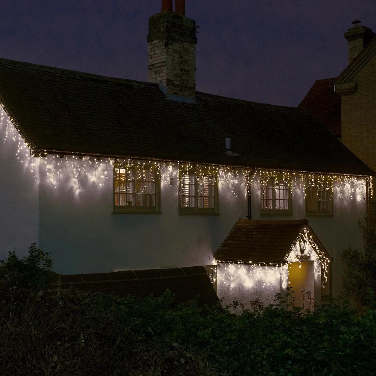 NOMA Snowing Icicle Lights 5M  White - 6825042