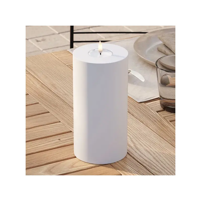 White Outdoor LED Candle 10 x 20 cm