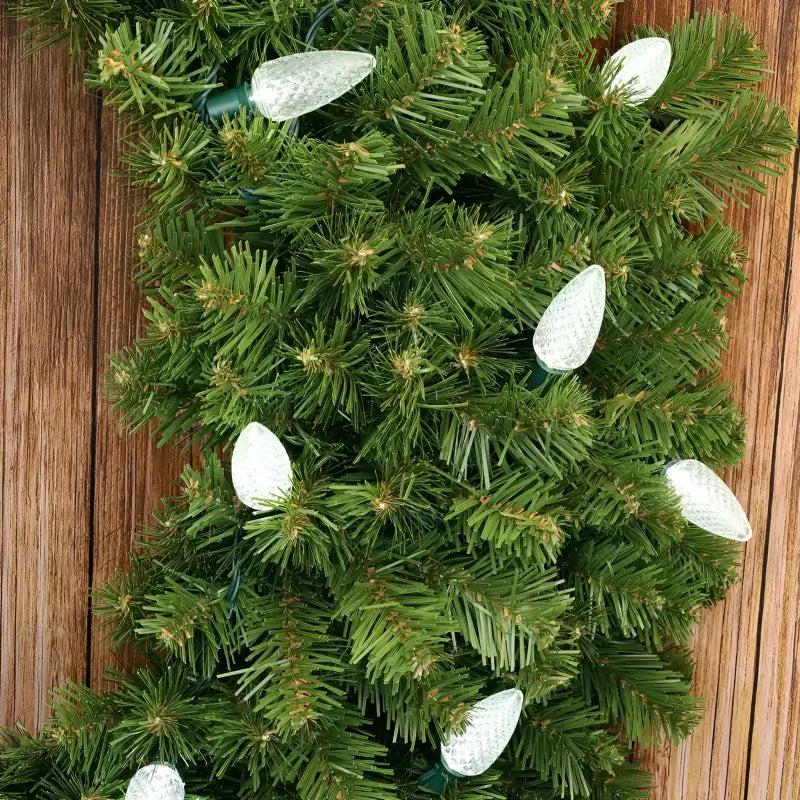 25 C9 Cool White LED Christmas Lights, 8