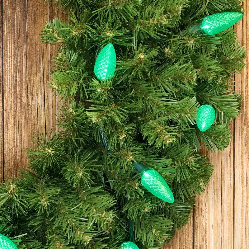25 C9 Green LED Christmas Lights, 8