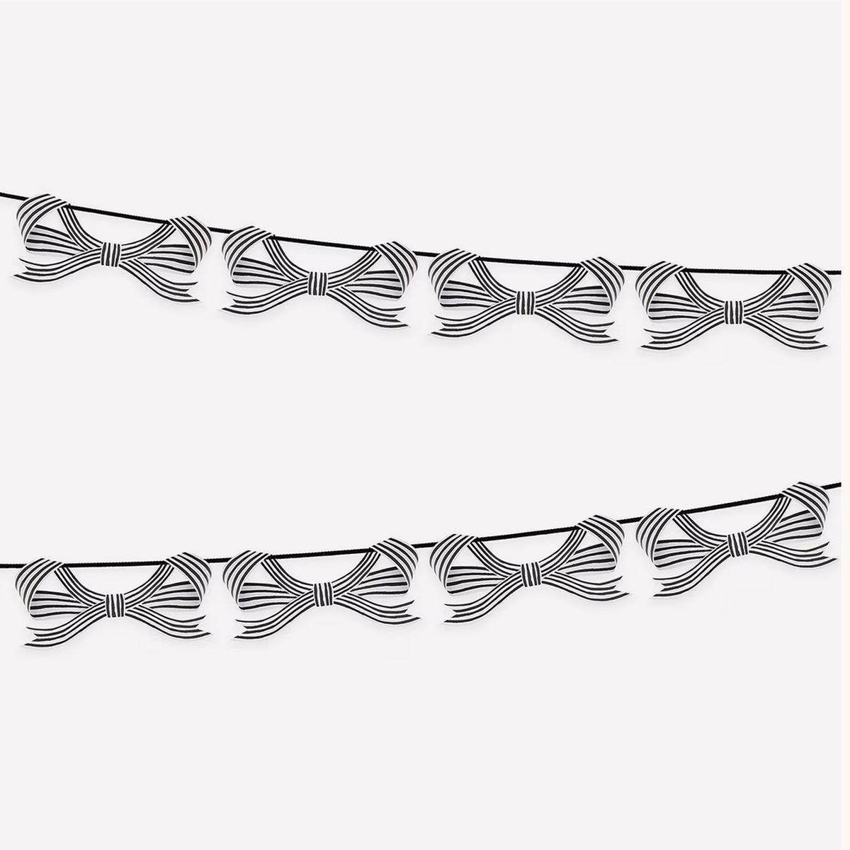 Black & White Stripy Bow Garland