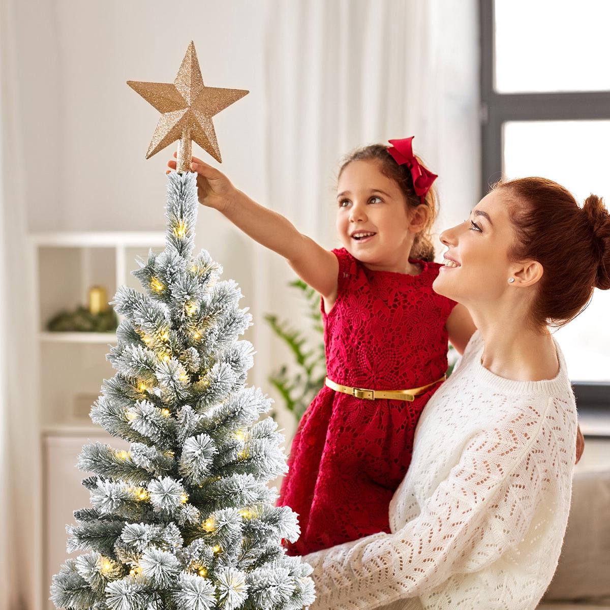 - 6' Pre-Lit Hinged Christmas Tree with Remote Control Lights-6'