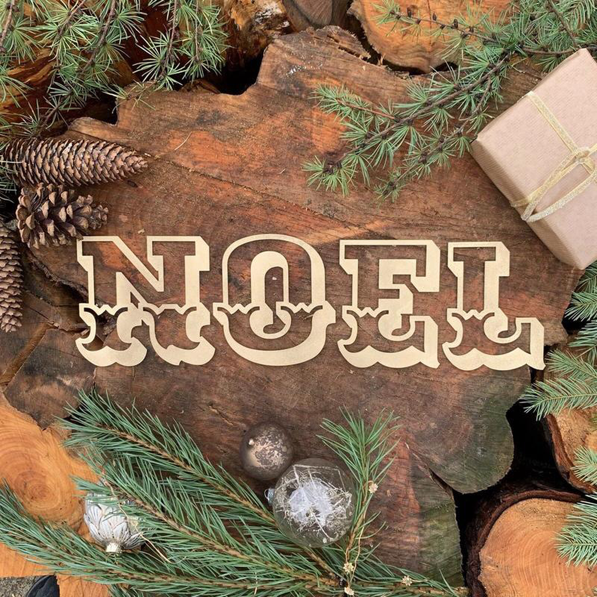 Rustic Carnival NOEL Mantle Fireplace Christmas Lettering Metal Decoration In RustyWhite or Gold